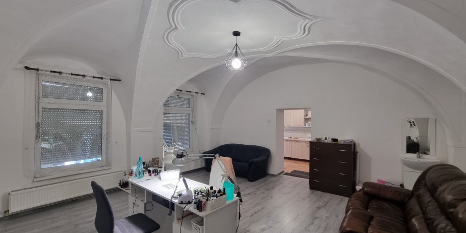 REDUCERE DE PRET – Garsonieră la casă